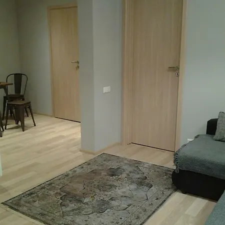 Korter Aisa 21 *